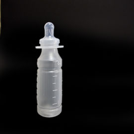 Free sample full body silicone baby bottle china baby feeding bottle with spoon feeder case silicon