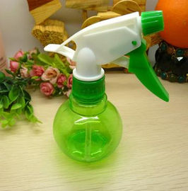 Hot sell plastic empty trigger spray bottle for watering the flowers or cleaning