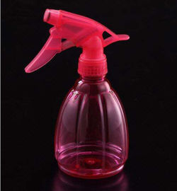 Hot sell plastic empty trigger spray bottle for watering the flowers or cleaning