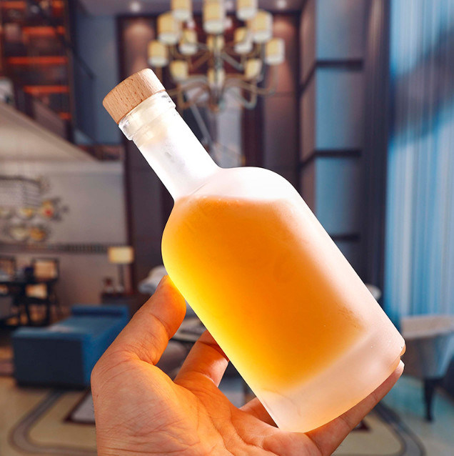 ins hot sale /factory wholesale Fruit wine bottle/wine bottle/glass bottle/hot sale bottle/support customization